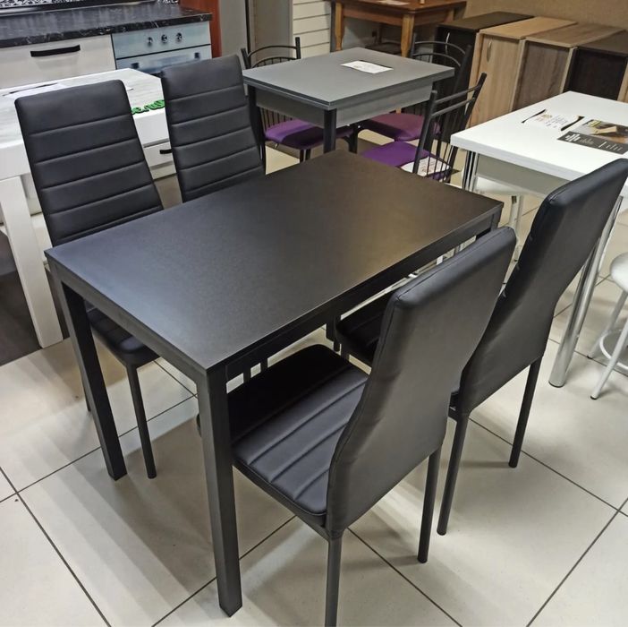 Комплект 4 стільці Комфорт і стіл, комплект для кухні, вітальні, кафе