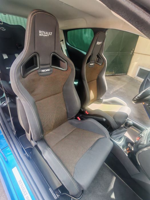 Renault Clio — fotografia 4