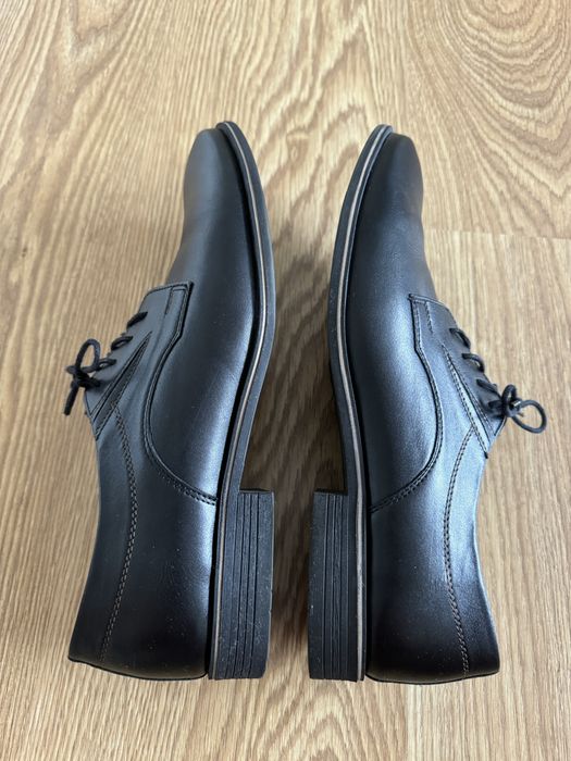 Venezia Buty męskie ze skóry naturalnej r. 43