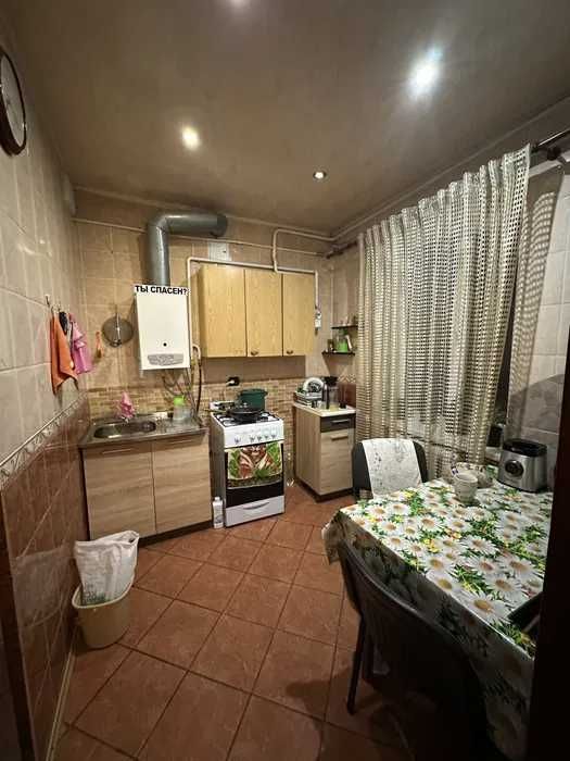 Продам 1 комнатную квартиру в районе пр. Мазепы ( Авиационная)