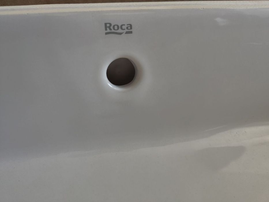 Умивальник Roca новий