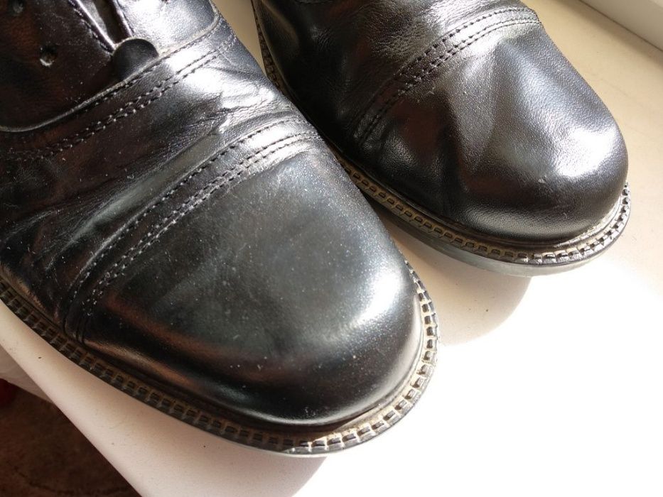 Шкіряні туфлі 43р Barrats Британія
