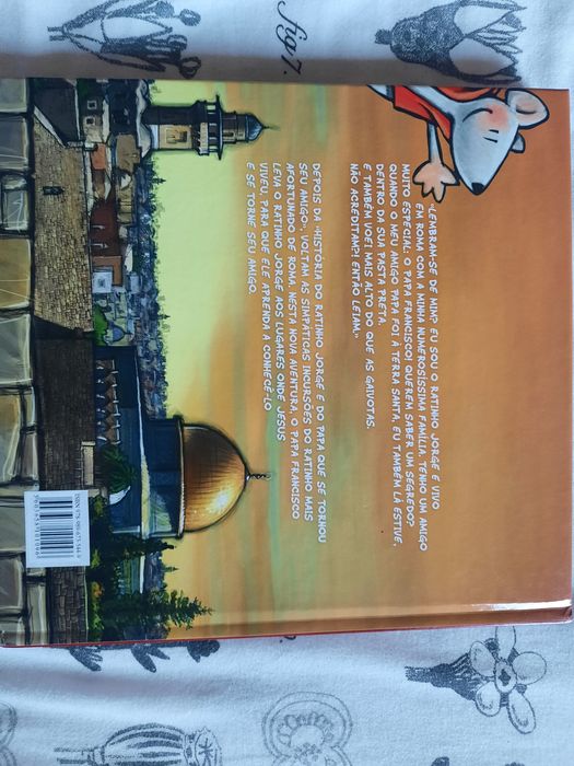 Livros da coleção O Ratinho Jorge e o Papa Francisco