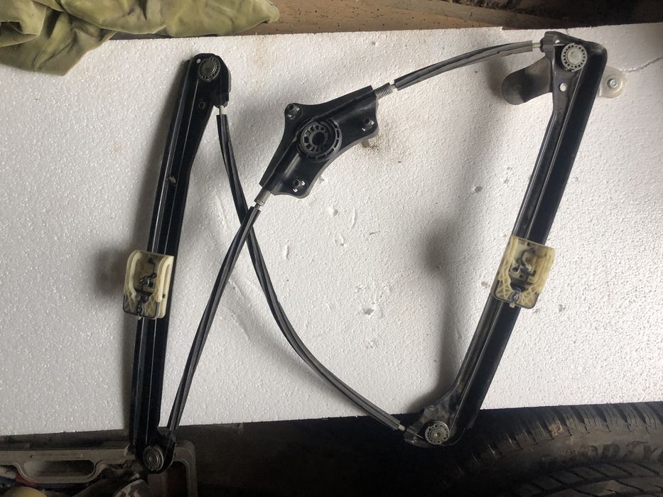 Стєклопідйомний панель продаю все разом