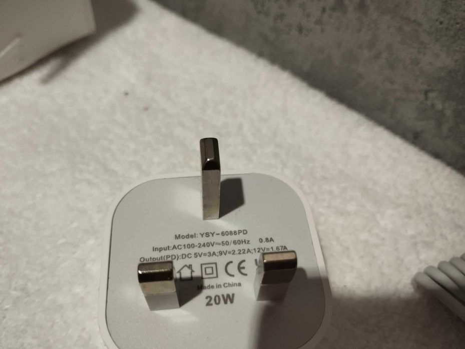 Wtyczka USB C 20W zasilacz USB-C YSY-6088PD  2sztuki