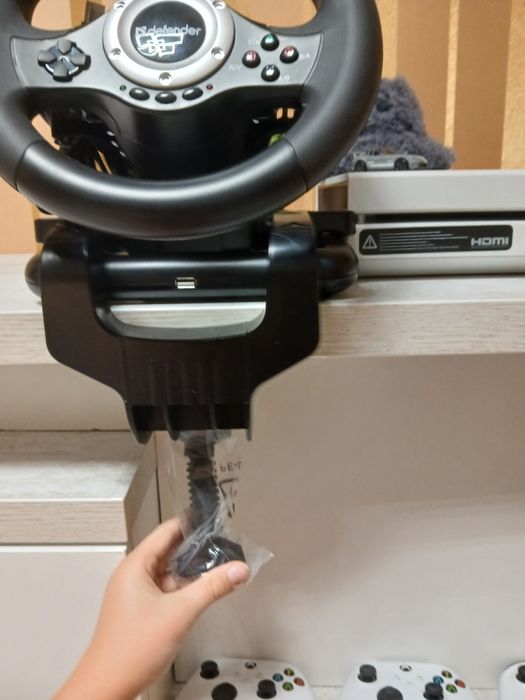 Продам ігровий руль стан чудовий