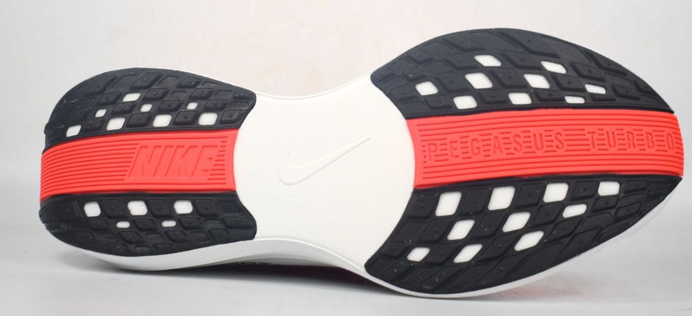 Nike Buty do biegania Pegasus Plus FQ7262 roz. 43