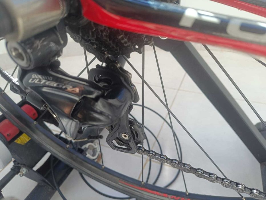 Bicicleta Focus Cayo Evo 2.0