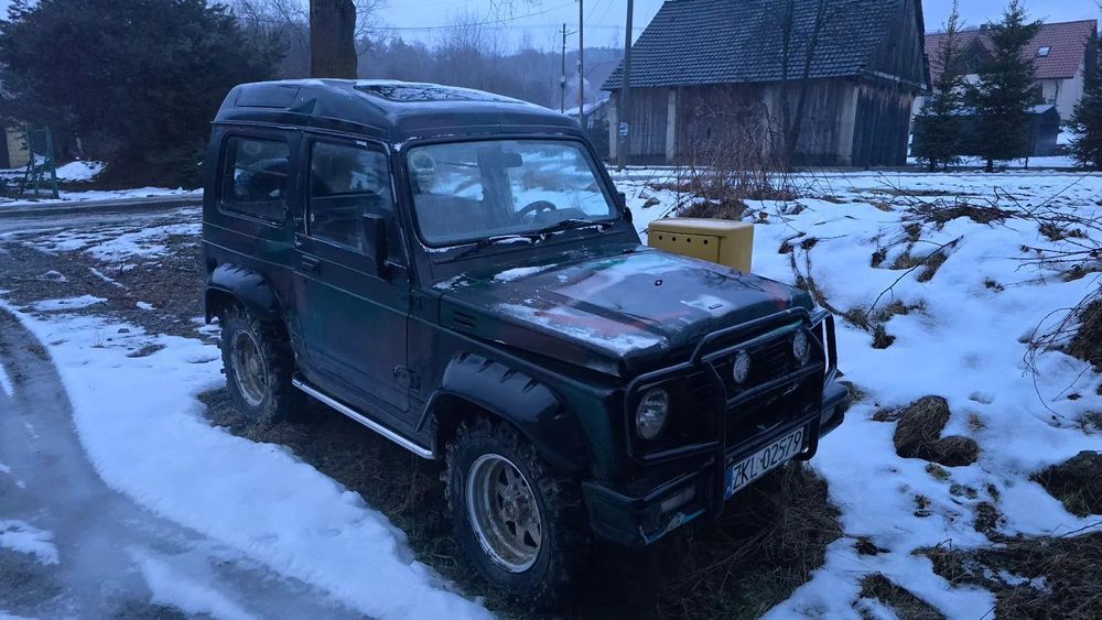 Suzuki Samurai Samurai 1.3 blaszak podwyższany nowe opony piękne felgi