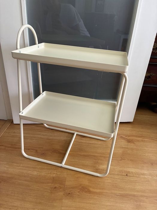 Mesa de cabeceira/estante, creme HATTÅSEN, Ikea