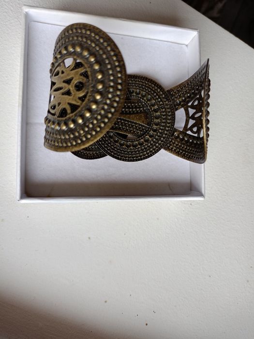 Bransoletka metalowa