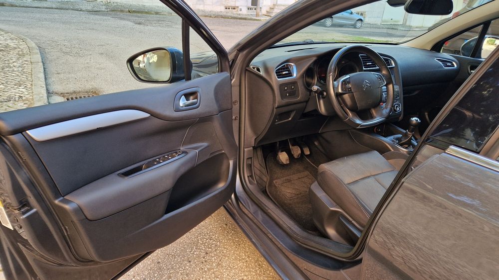 Citroën C4 1.6 HDi Attraction | Nacional