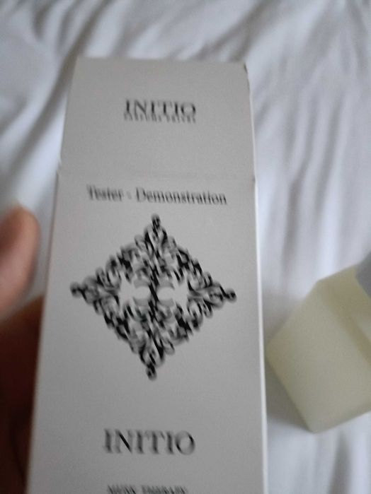 Perfumes novos, nunca usado , envio por STT
