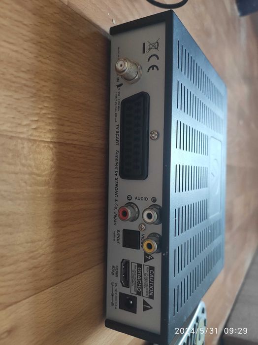 Спутниковые тюнеры : Viasat srt 7707 и  Manhattan plaza st100 + wi-fi