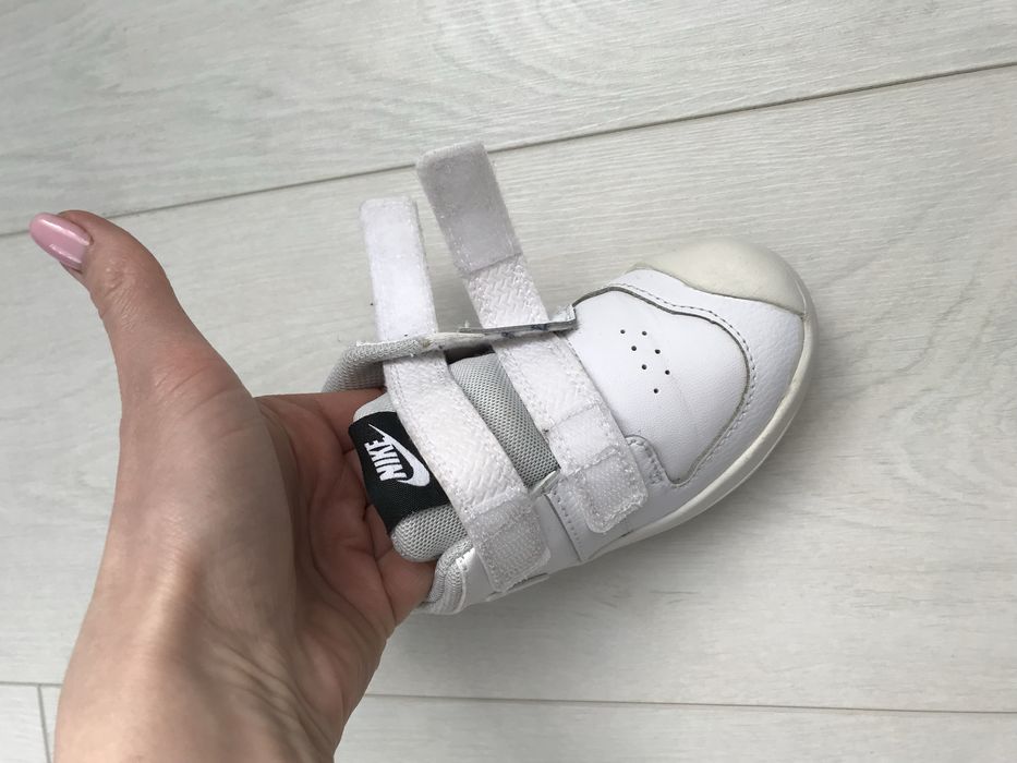 Кросівки Nike  26 розмір