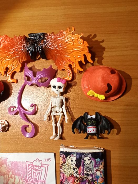 Аксесуари Monster high Монстер Хай