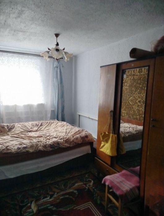 Продам квартиру м.Богодухів 54м.кв