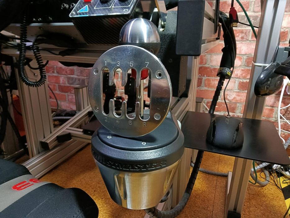 Thrustmaster TH8RS