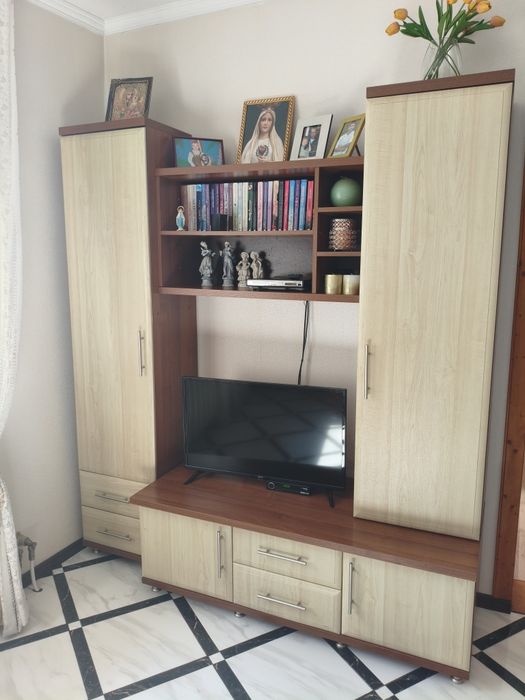 Стінка до залу 1,80