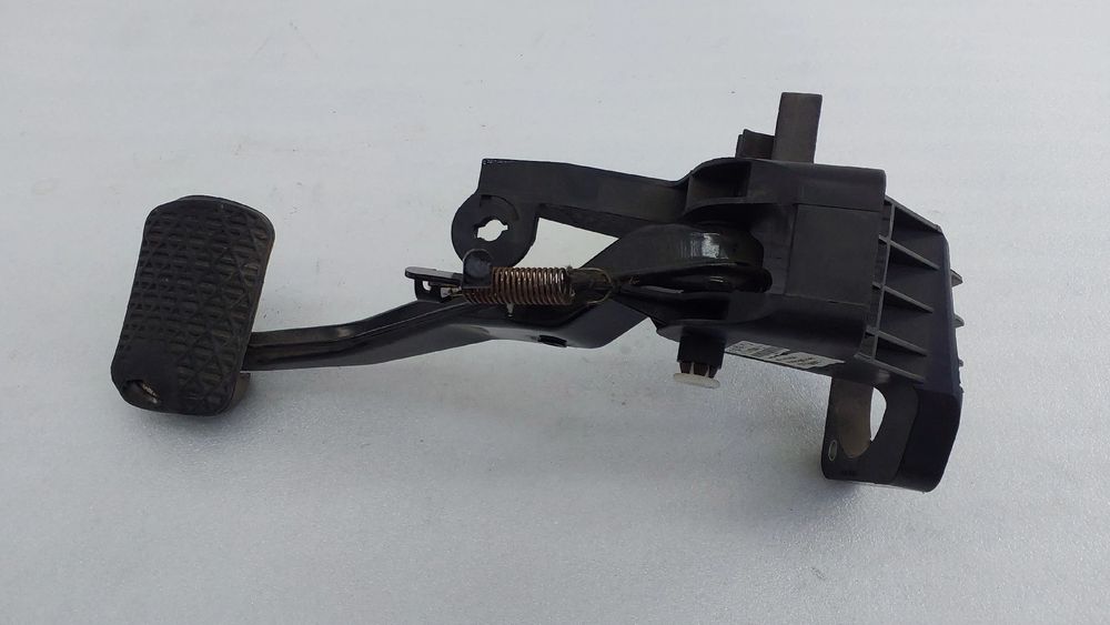 Pedal do travão MERCEDES-BENZ Classe B (W245)