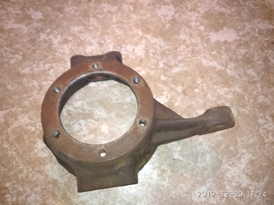 Поворотные кулаки Газ 69 Победа М 20