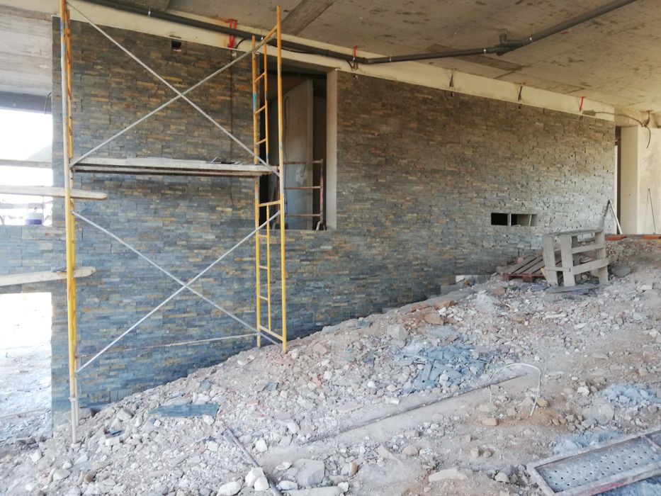 Ladrilhador pedreiro