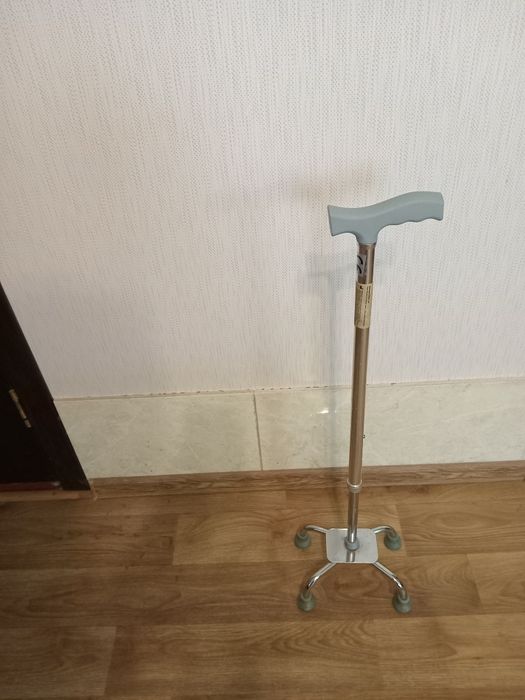 Продам тростник в хорошем состоянии , почти новая