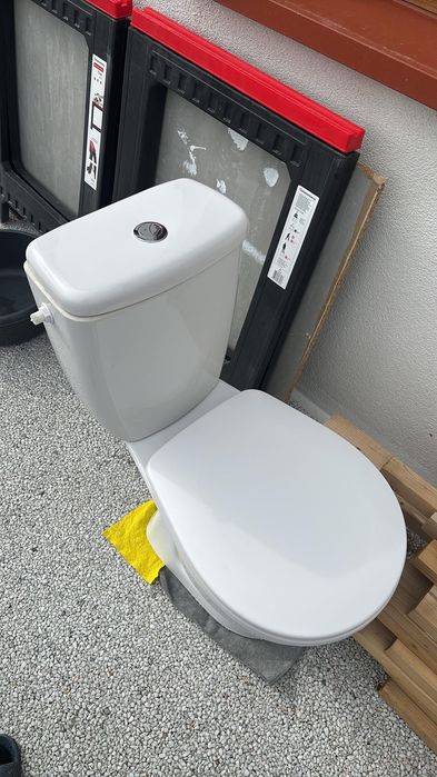 WC prawie nowe  blat roboczy