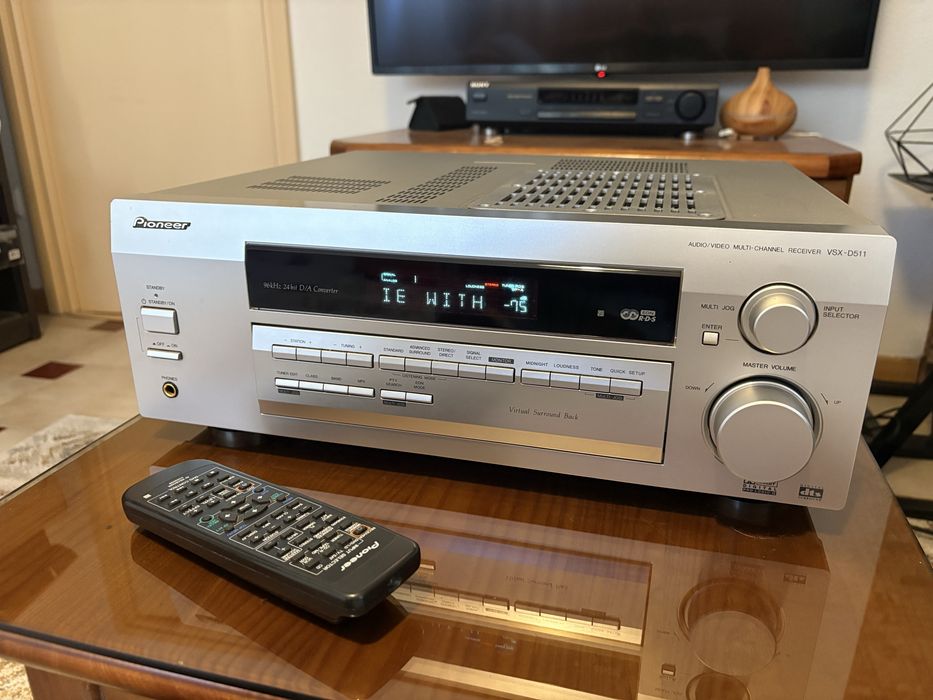 Receiver Pioneer VSX-D511
