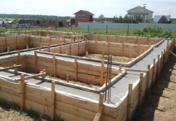 Бетон всіх марок із заводу виробника. Бетононасос. ФБС, ЛЕГО БЛОКи