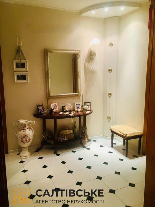 7098-АГ Продам 2к квартиру на Салтовке  Медкомплекс 625 м/р