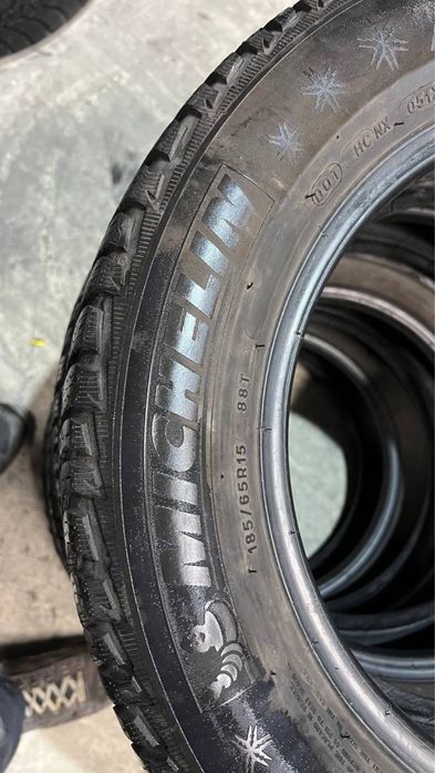 Комплект зимової гуми 185 /65/15  Michelin alpin 5