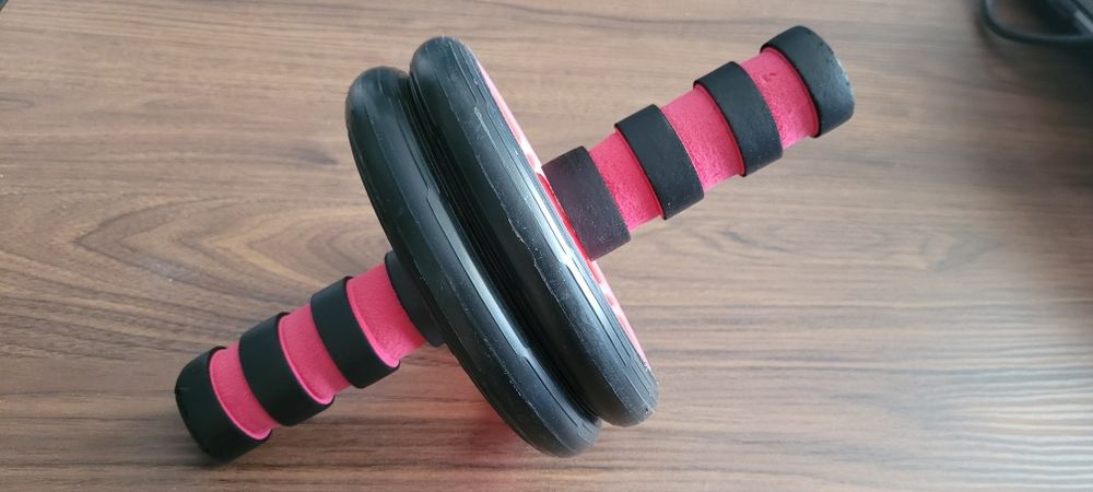 Koło do ćwiczeń mięśni brzucha