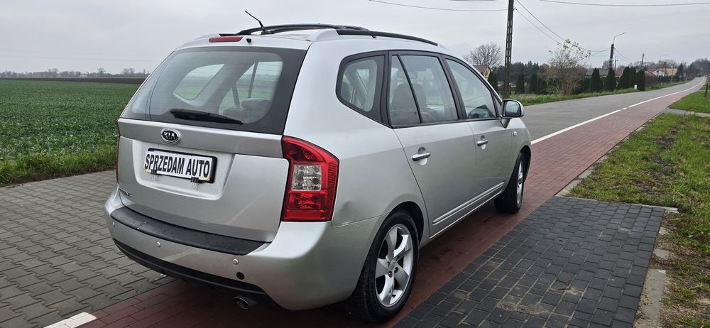 Kia Carens 2.0CRDI 2007r skóry climatronic od 2020 w PL