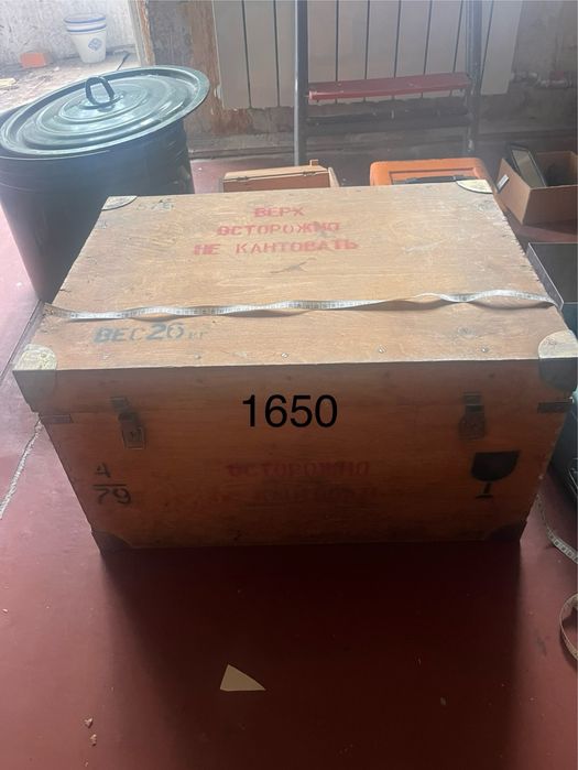 Ящики. Різні. Дерево та метал.