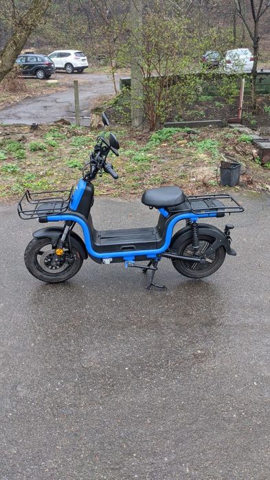 Продам електроскутер Aima u1s