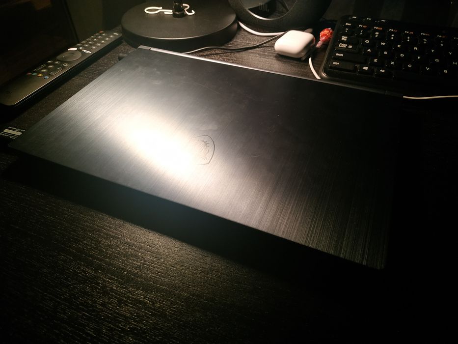 Portátil MSI Modern 14