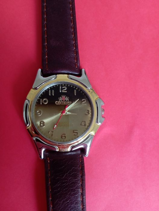 Часы "ORIENT" guartz