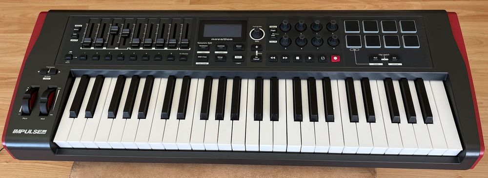 Controlador Novation Impulse 49, como novo