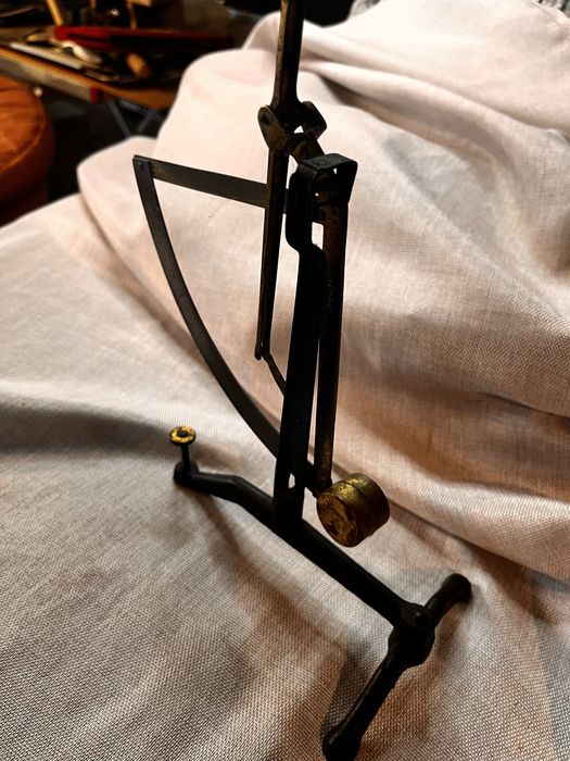 Stara waga  kolekcjonareska