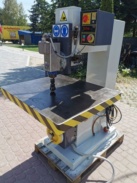 Frezarka górnowrzecionowa FG-2S