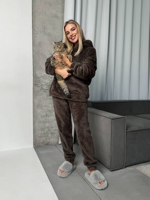 Теплая женская пижама домашний костюм махра с капюшоном