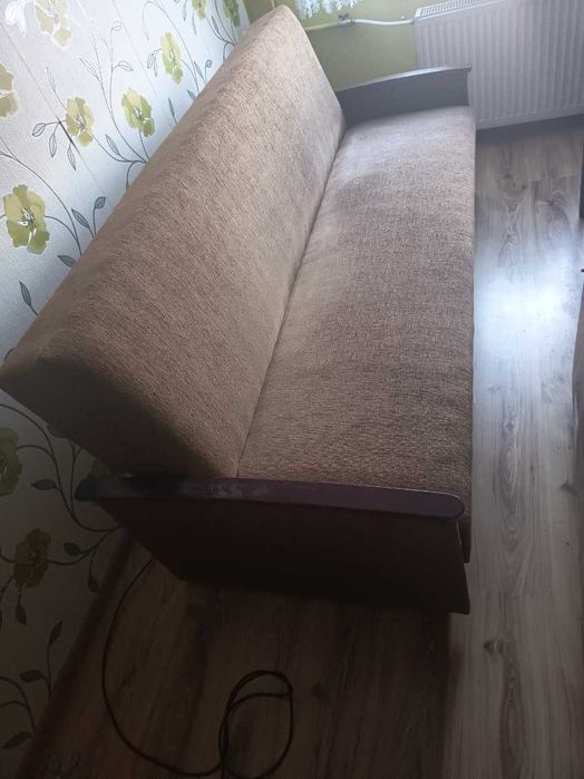 kanapa używana brązowa
