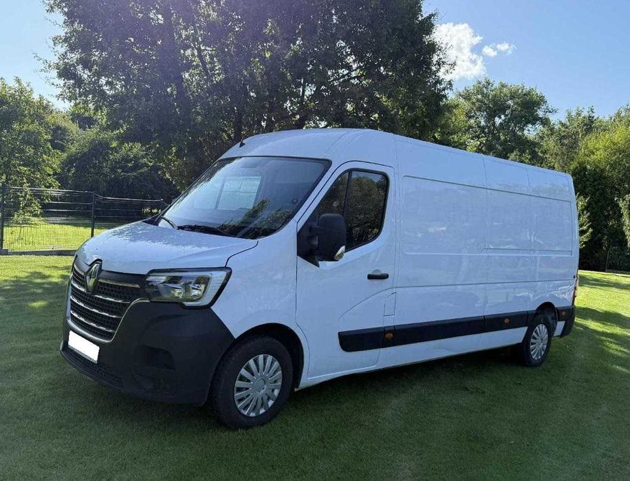 Wynajem busa Renault Master L3H2 – idealny do przeprowadzek!
