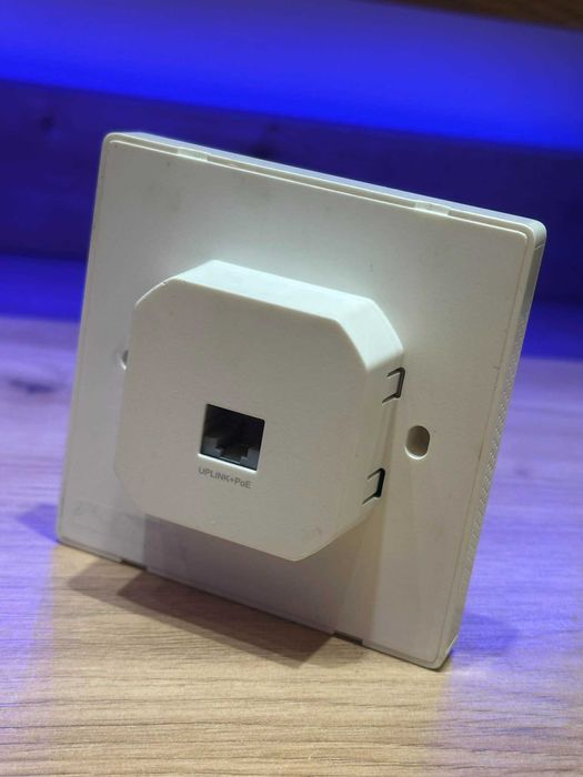 TP-Link EAP 115 Wall