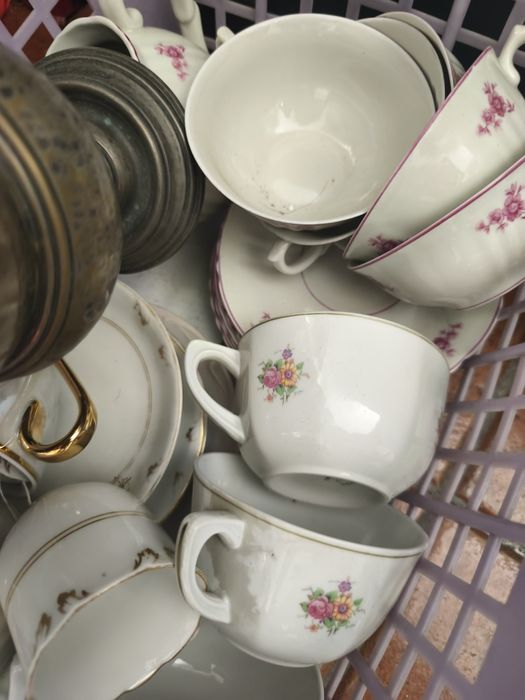 Cesto de louça antiga