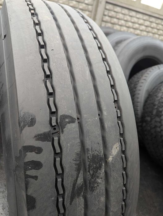 295/80R22.5 Michelin X Coach Z przód