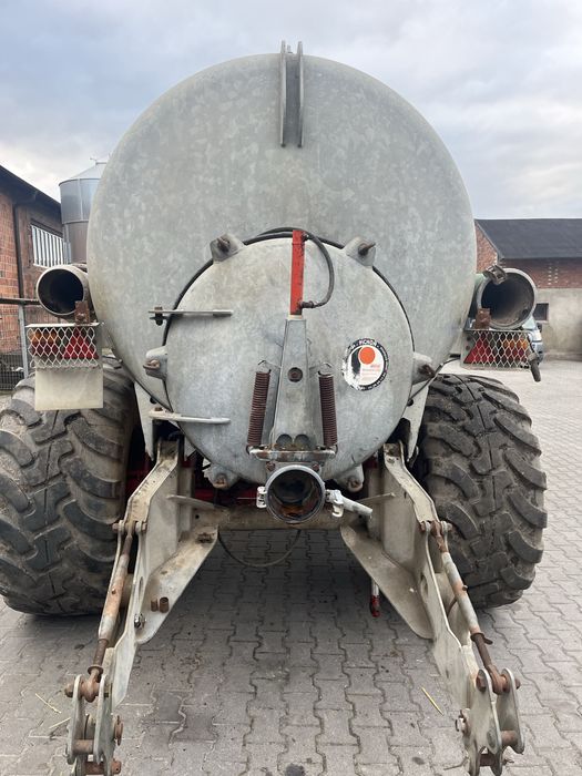 Beczka beczkowóz pichon 12000 litrow tandem ramię napelniajace