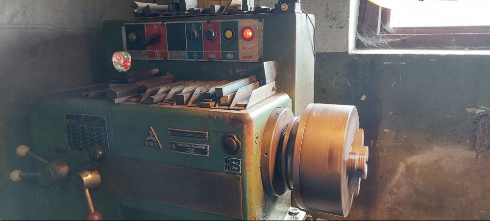 Sprzedam tokarkę SN50B