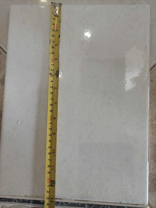 Bidé Com Torneira e  Azulejos